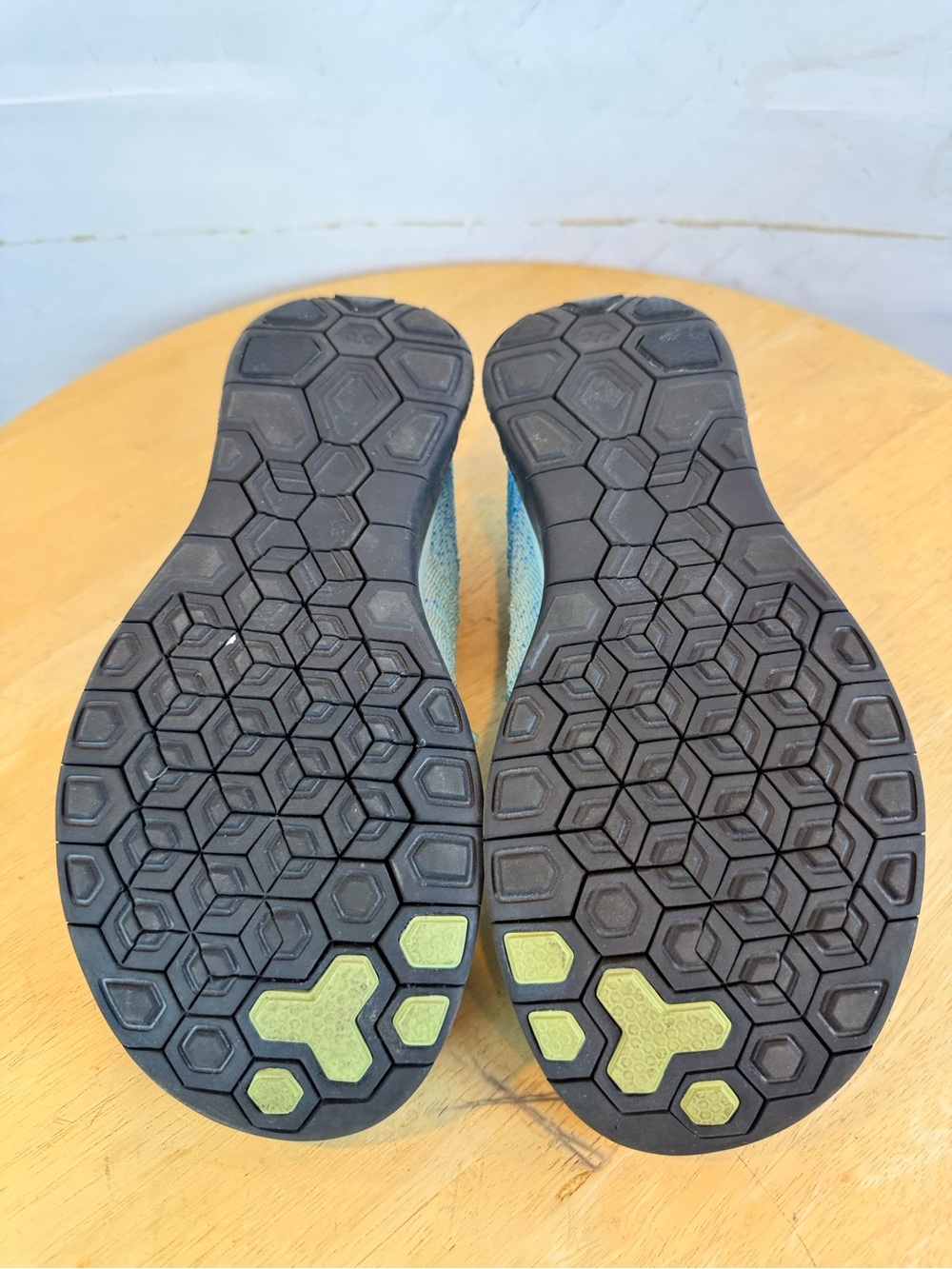 Nike | Flyknit Running Shoe, 8 - Picture 9 of 11